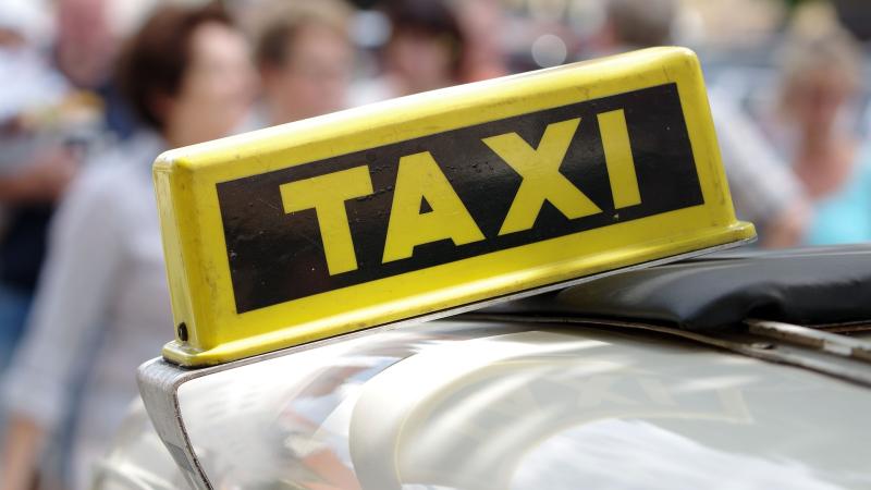 TAXI MAT 85